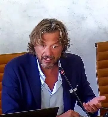 Alessio Fioroni — Agente Immobiliare